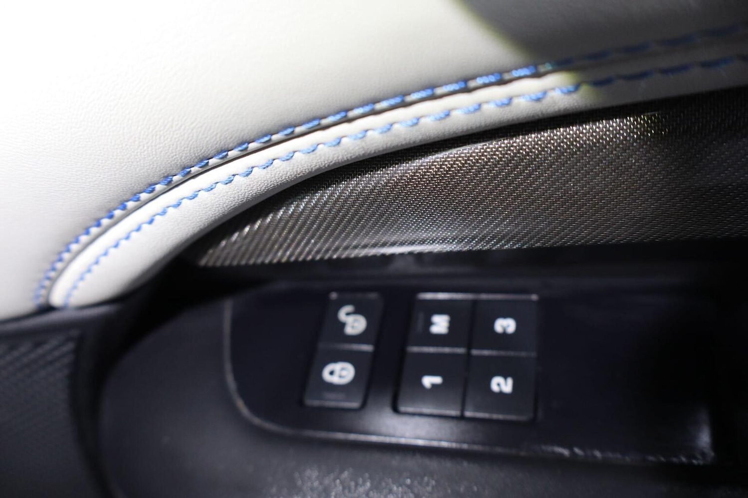 Used Land Rover Discovery 2019 for sale - 76412228: Photo 47