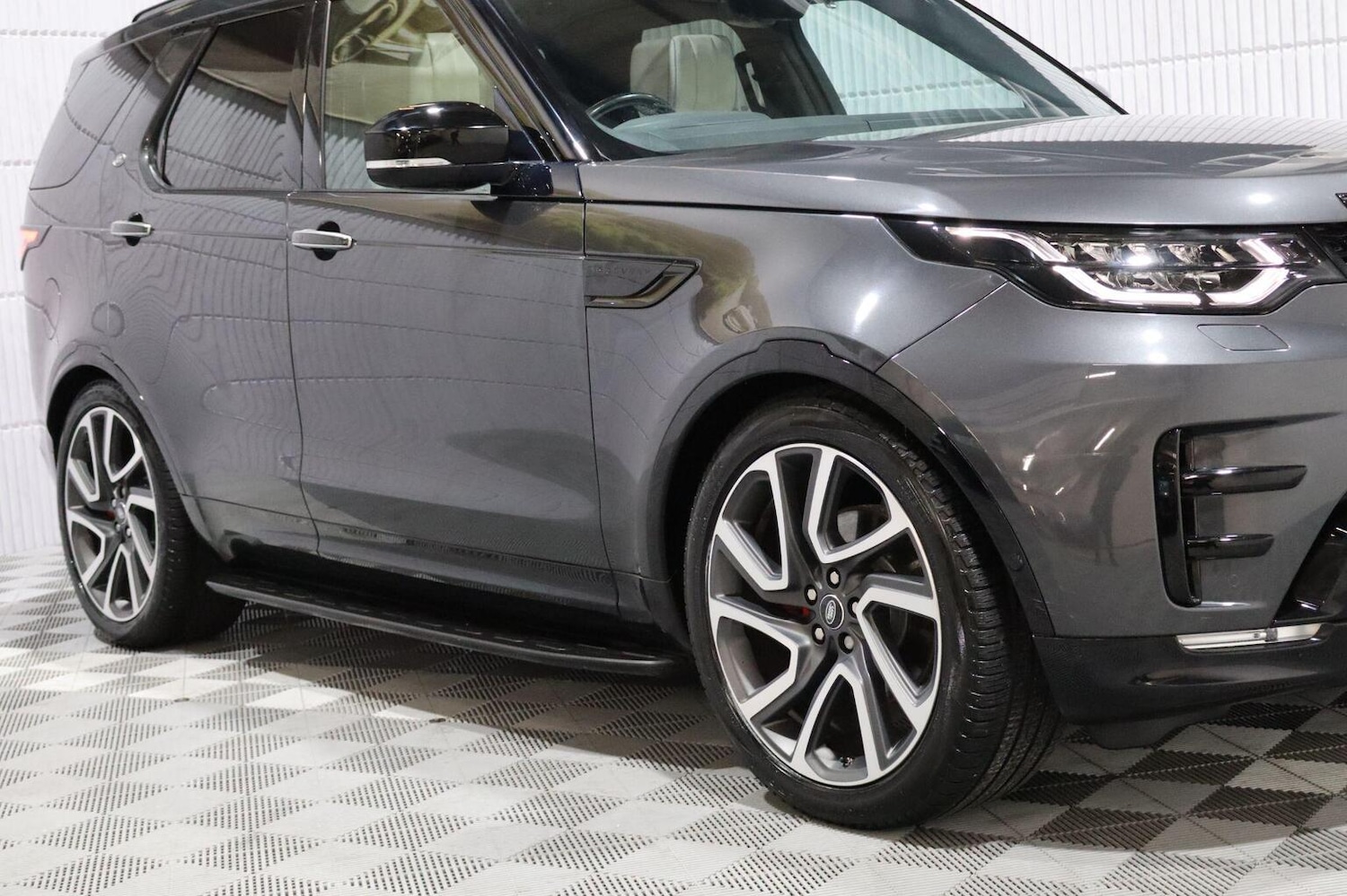 Used Land Rover Discovery 2019 for sale - 76412228: Photo 53