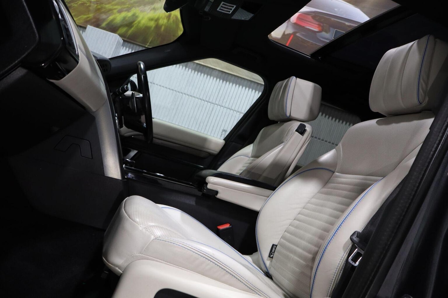 Used Land Rover Discovery 2019 for sale - 76412228: Photo 54