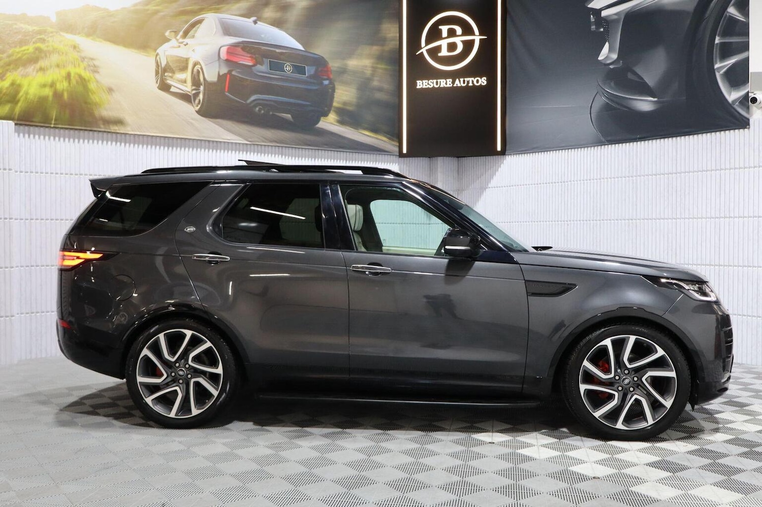 Used Land Rover Discovery 2019 for sale - 76412228: Photo 58