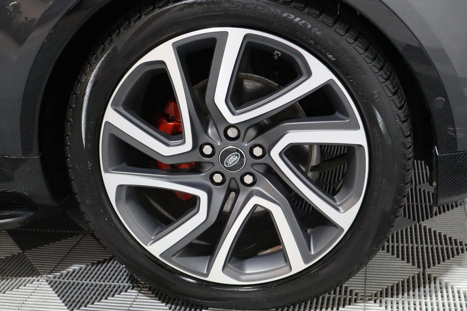 Used Land Rover Discovery 2019 for sale - 76412228: Photo 73