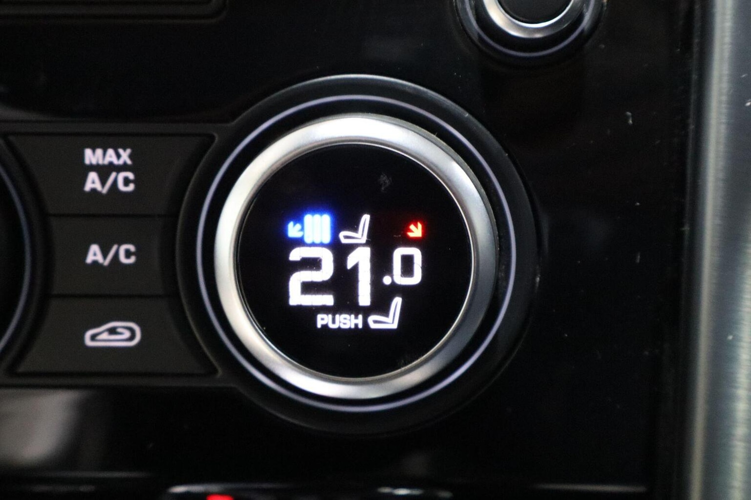 Used Land Rover Discovery 2019 for sale - 76412228: Photo 77