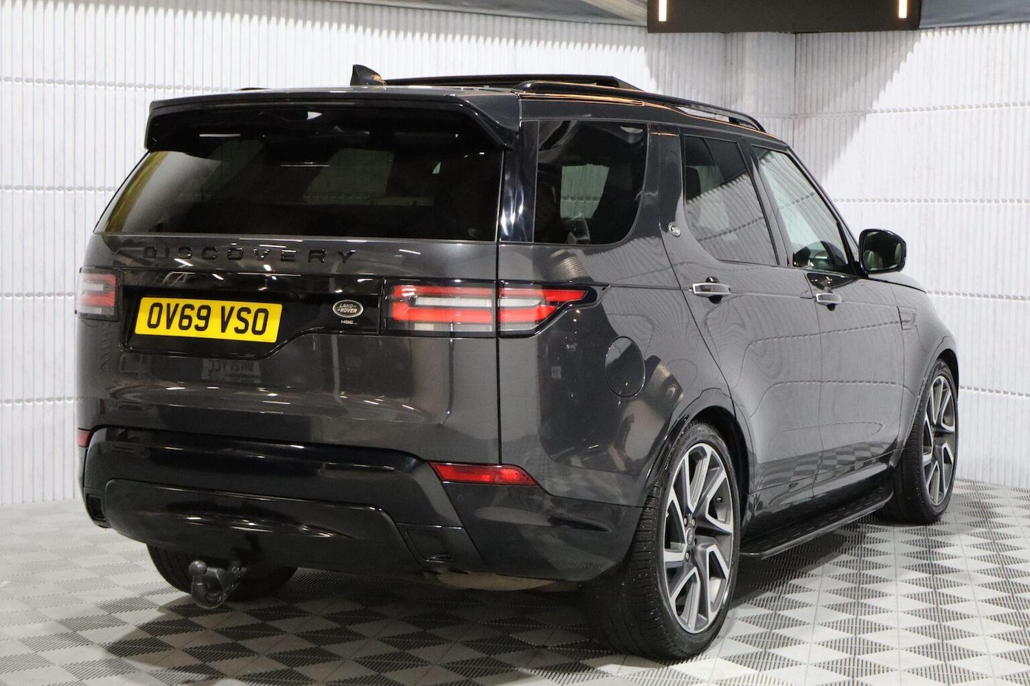 Used Land Rover Discovery 2019 for sale - 76412228: Photo 96