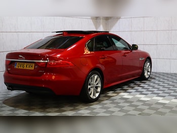 Used Jaguar XF 2016 for sale - 78683344: Photo