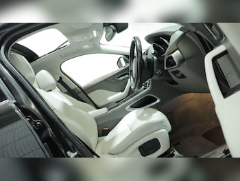 Used Jaguar F-Pace 2016 for sale - 78876558: Photo