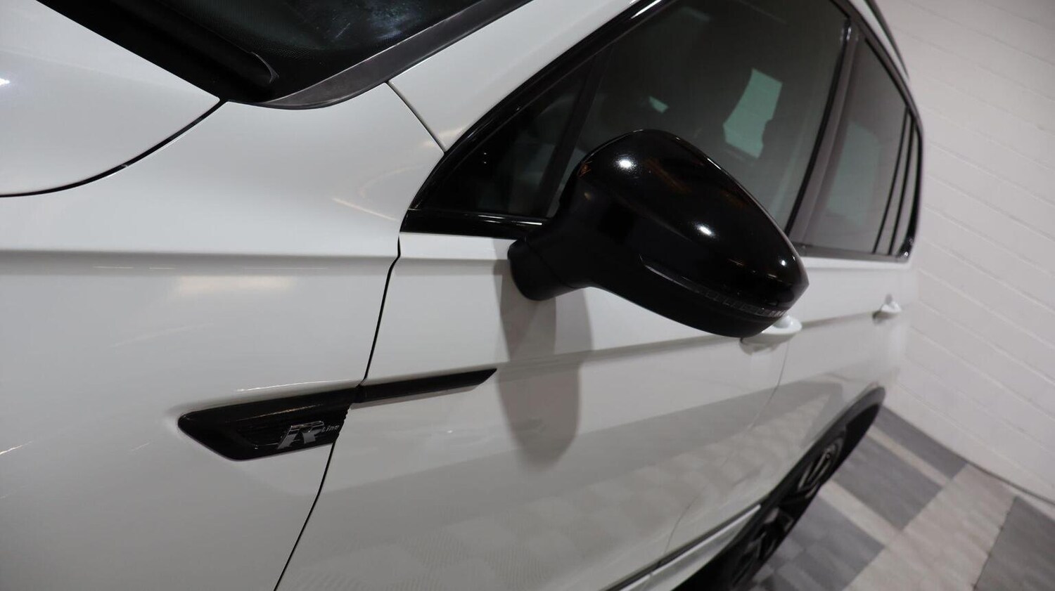 Used Volkswagen Tiguan 2018 for sale - 77774811: Photo 28