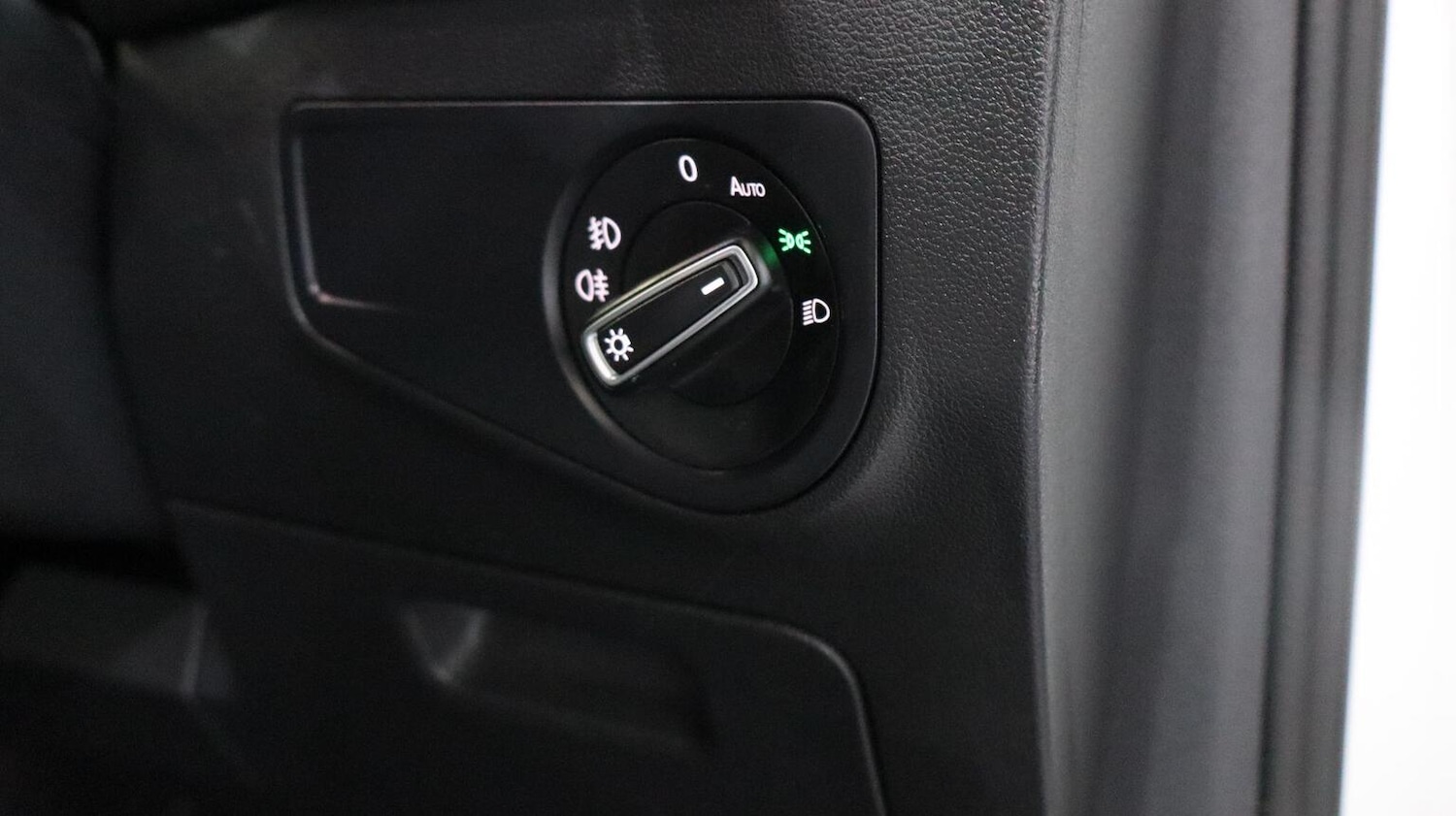 Used Volkswagen Tiguan 2018 for sale - 77774811: Photo 71