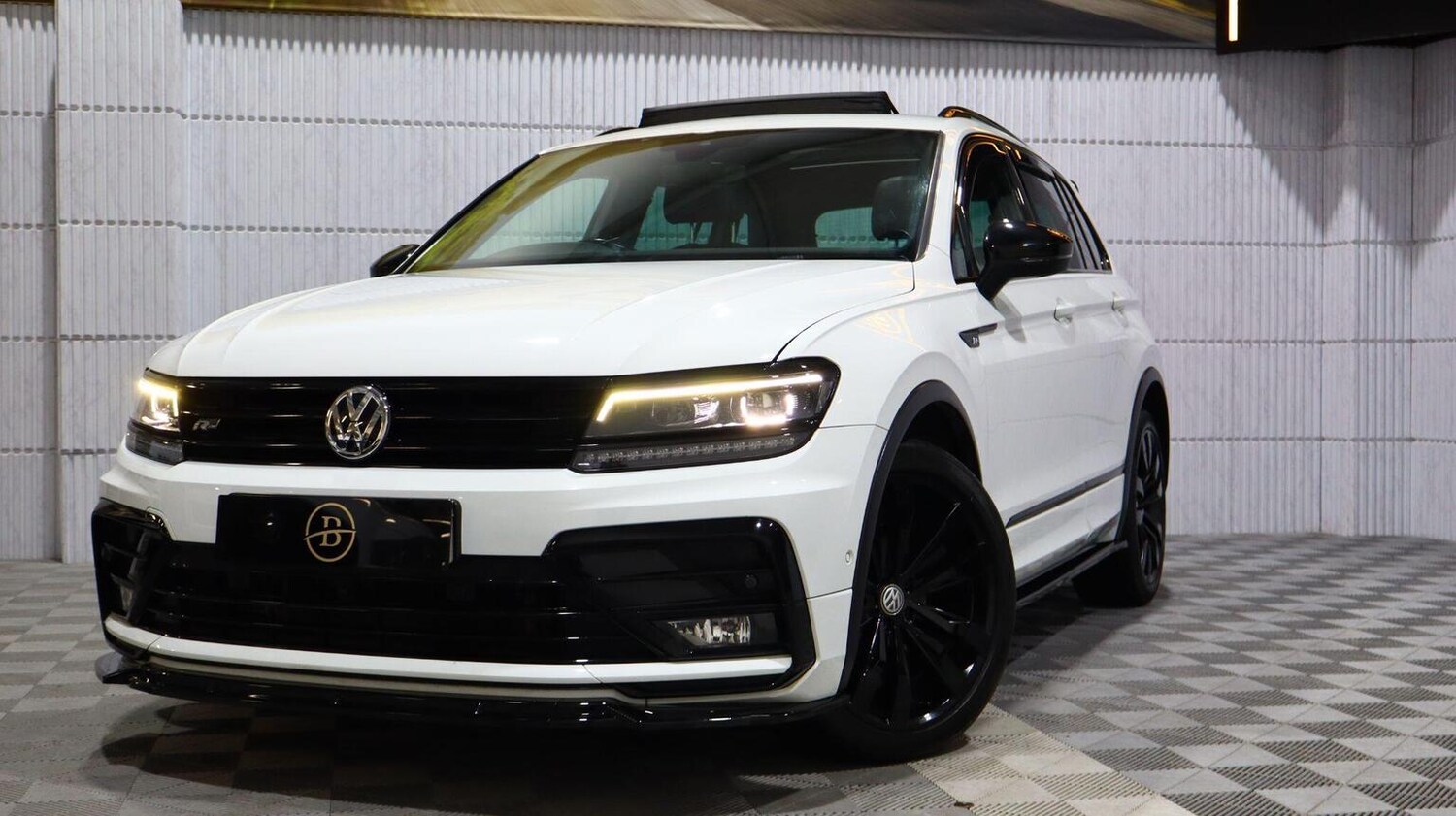 Used Volkswagen Tiguan 2018 for sale - 77774811: Photo 9