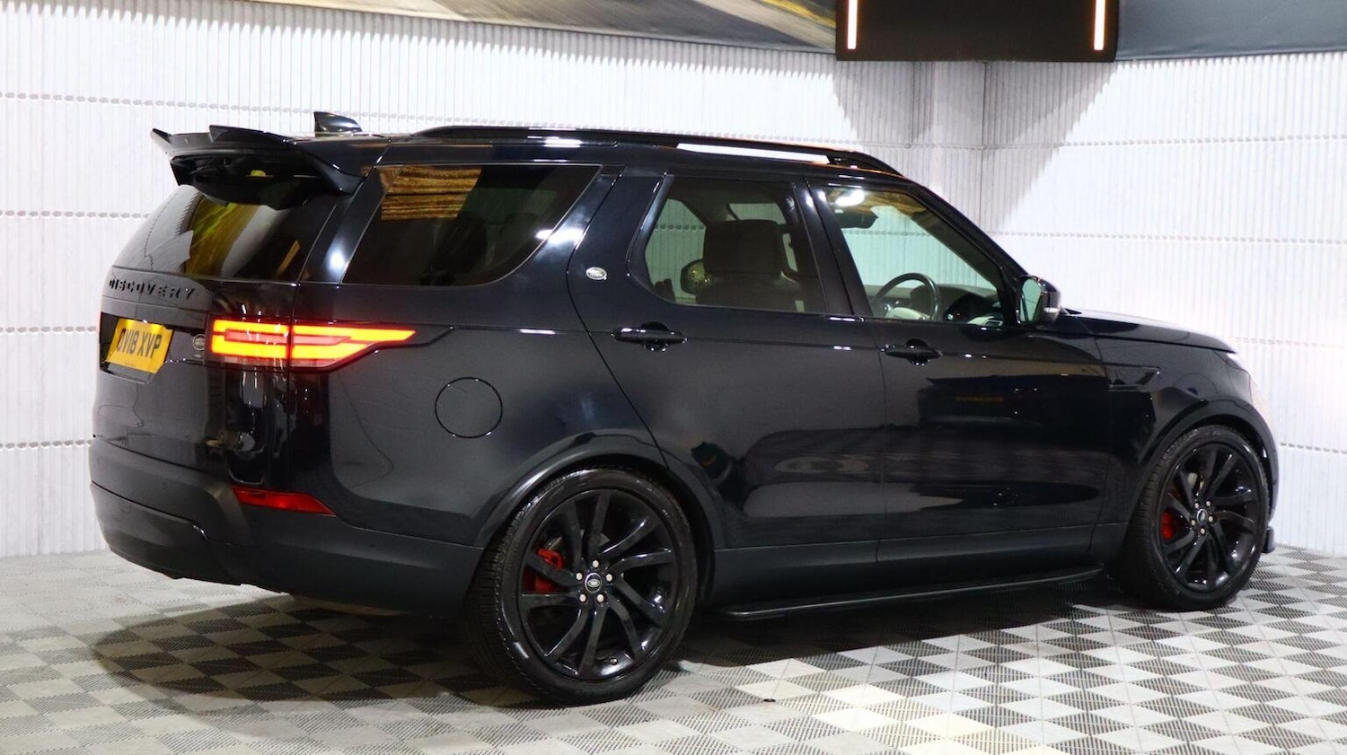 Used Land Rover Discovery 2018 for sale - 77968673: Photo 16