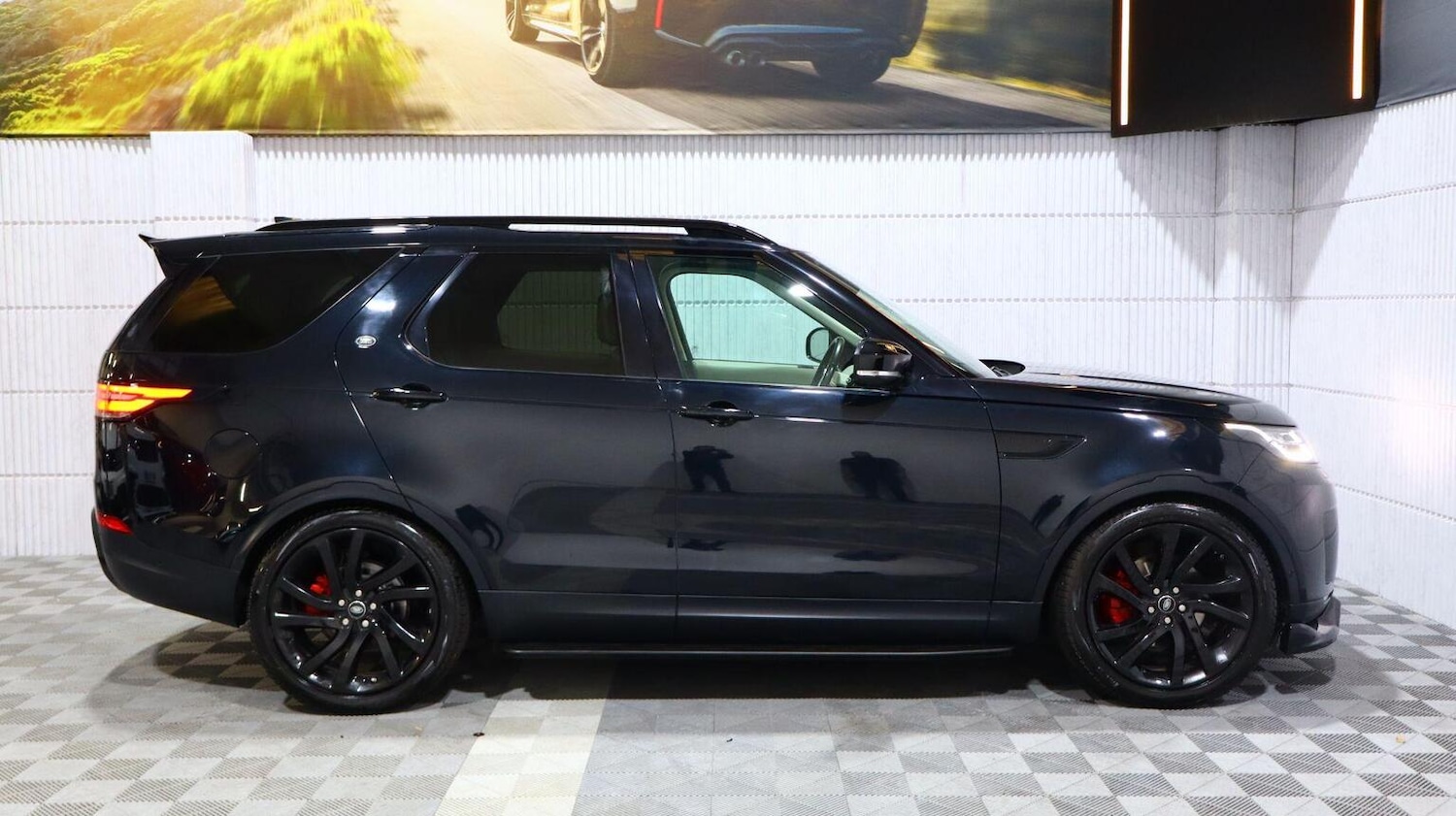 Used Land Rover Discovery 2018 for sale - 77968673: Photo 5