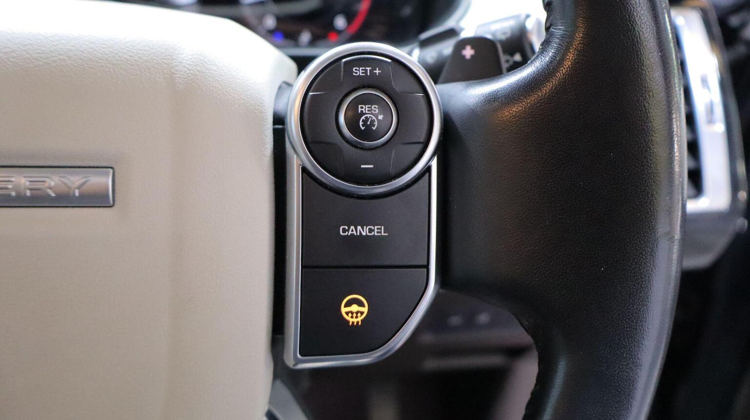 Used Land Rover Discovery 2018 for sale - 77968673: Photo 58