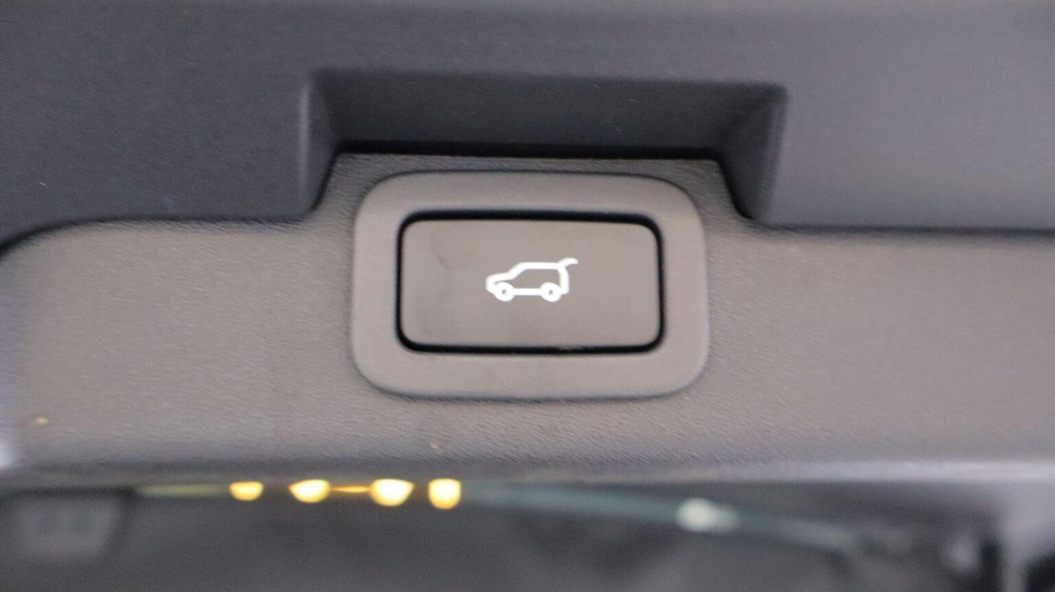 Used Land Rover Discovery 2018 for sale - 77968673: Photo 83