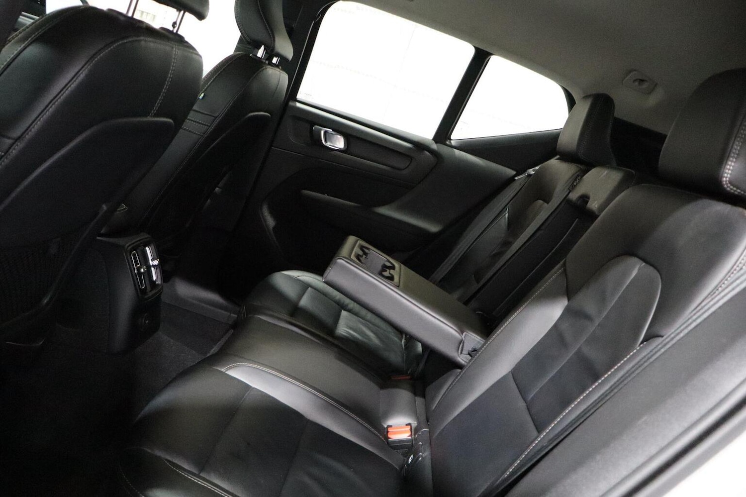 Used Volvo XC40 2021 for sale - 76262984: Photo 16