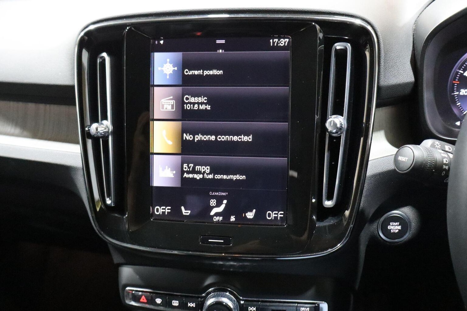 Used Volvo XC40 2021 for sale - 76262984: Photo 18