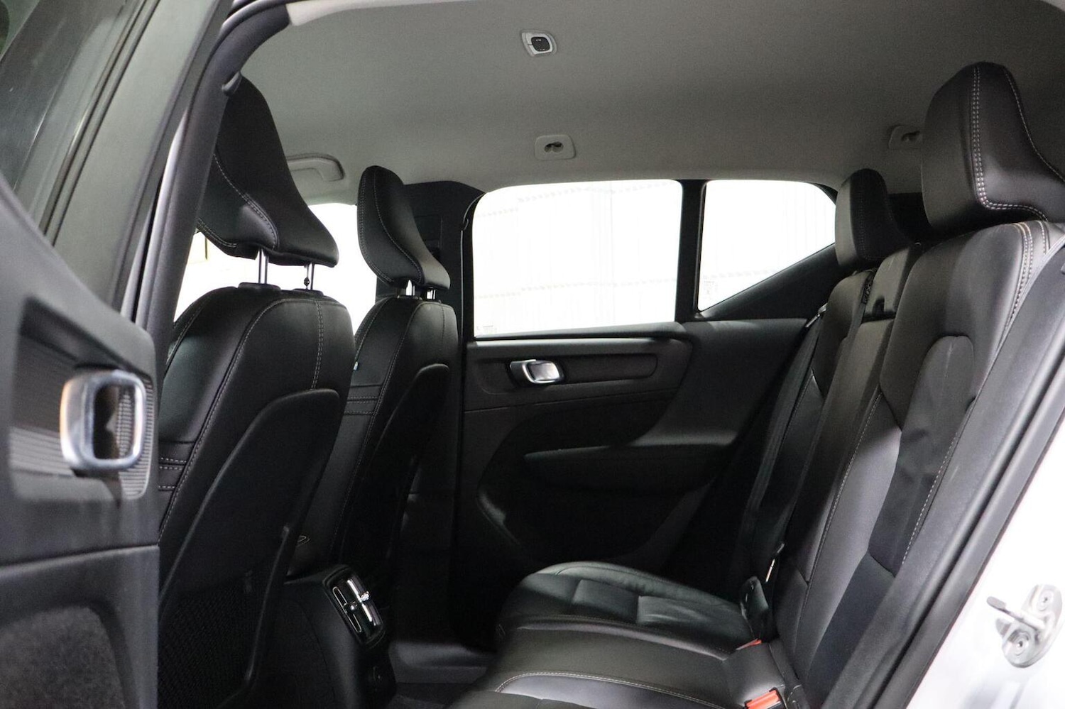 Used Volvo XC40 2021 for sale - 76262984: Photo 39