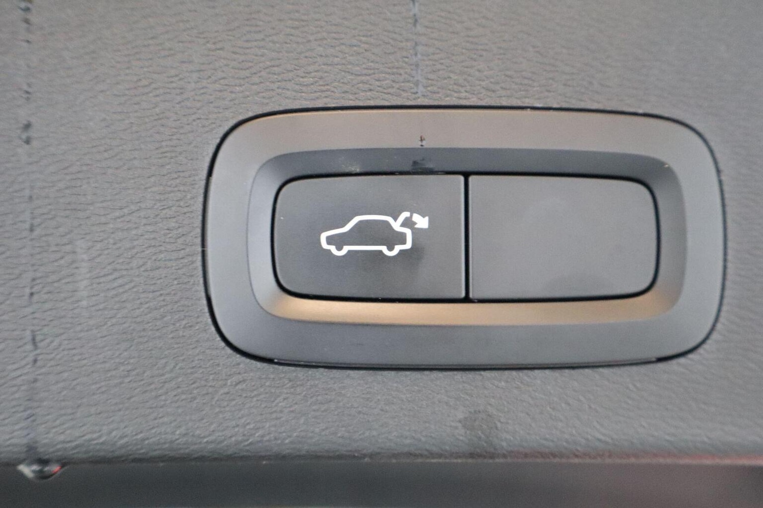 Used Volvo XC40 2021 for sale - 76262984: Photo 41