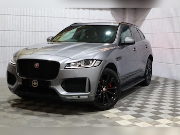Used Jaguar F-Pace 2020 for sale - 77881005: Photo