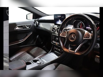 Used Mercedes-Benz GLA 2020 for sale - 79600363: Photo