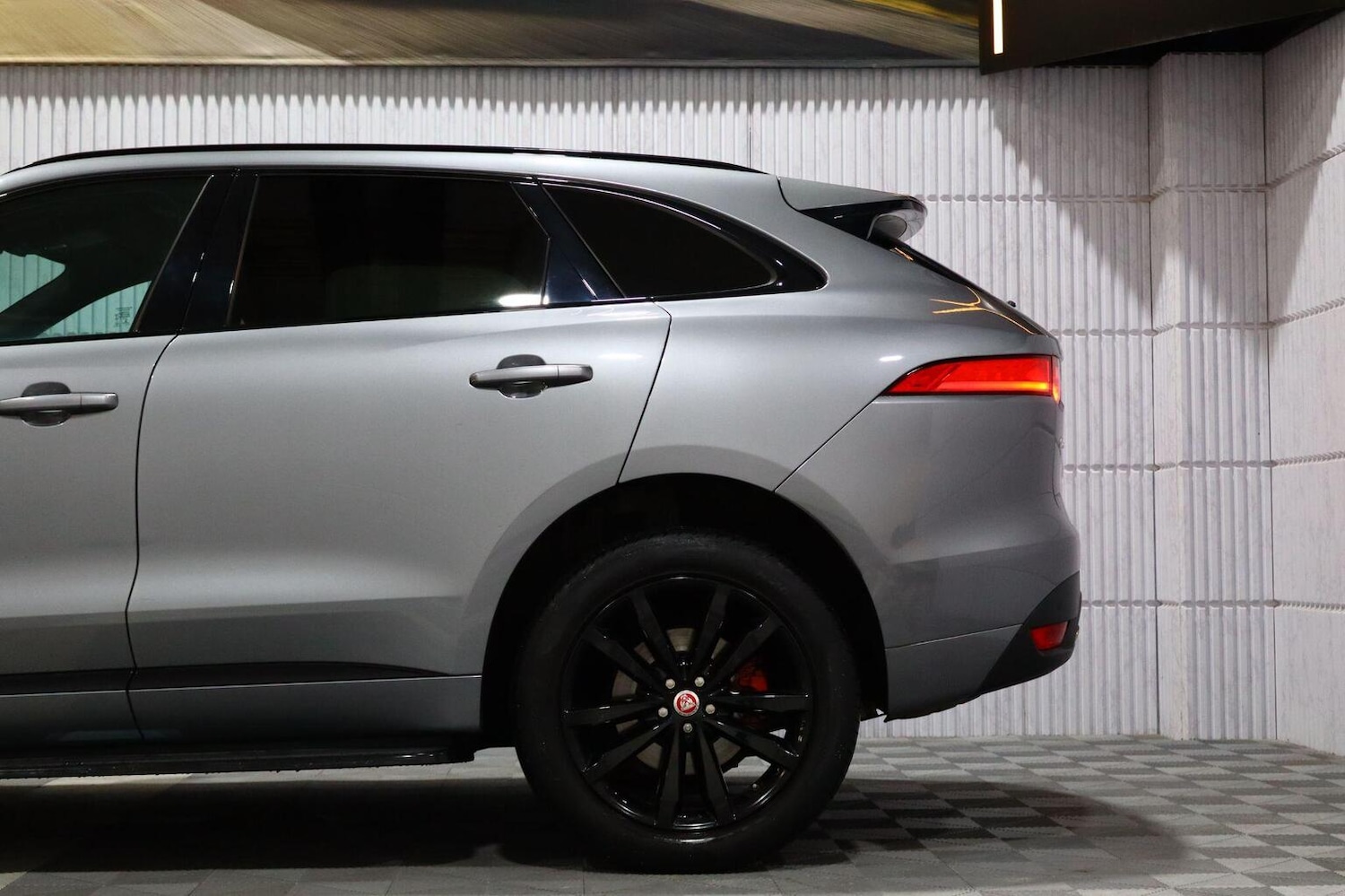 Used Jaguar F-Pace 2020 for sale - 77622469: Photo 21