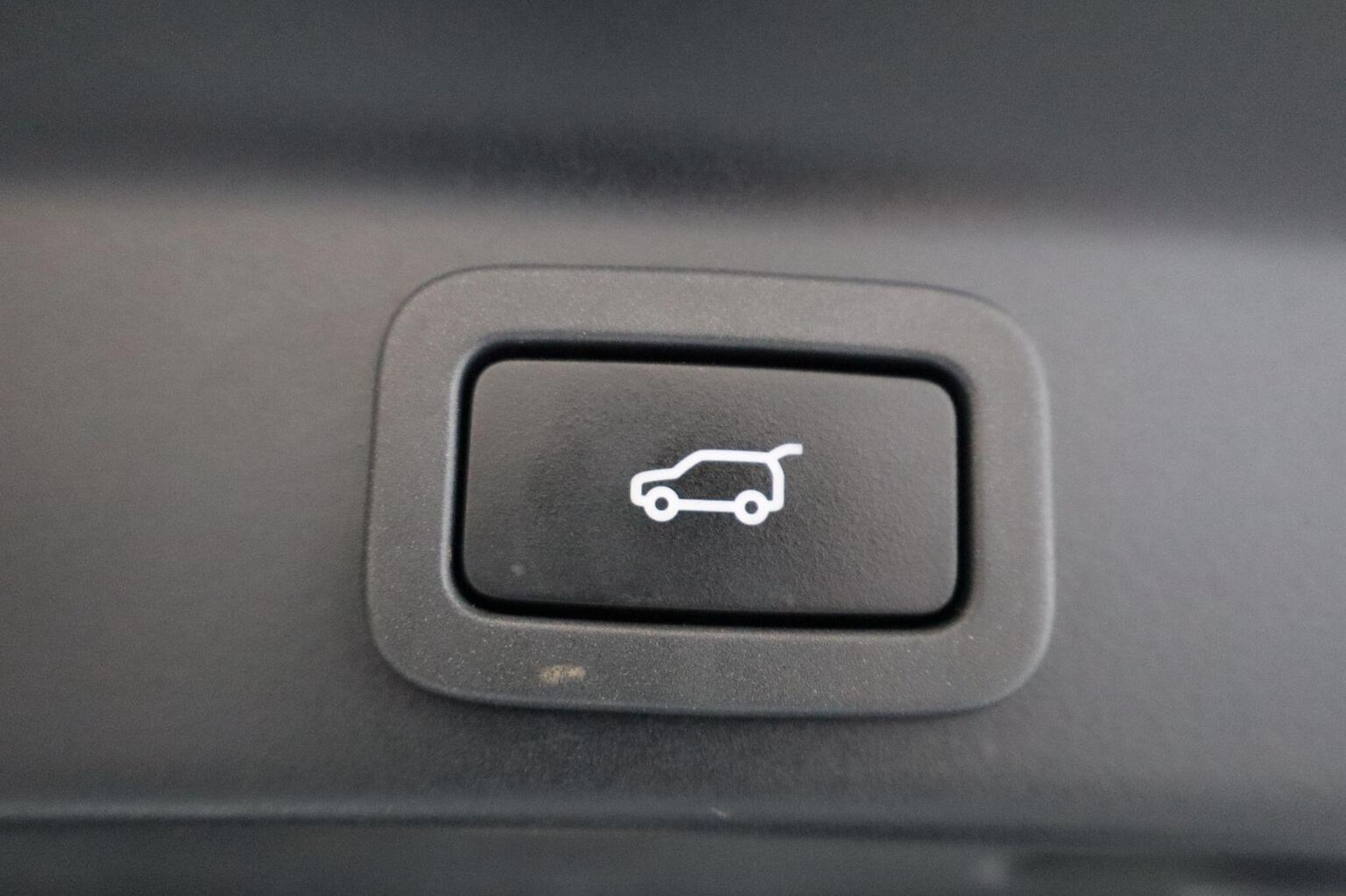 Used Jaguar F-Pace 2020 for sale - 77622469: Photo 40