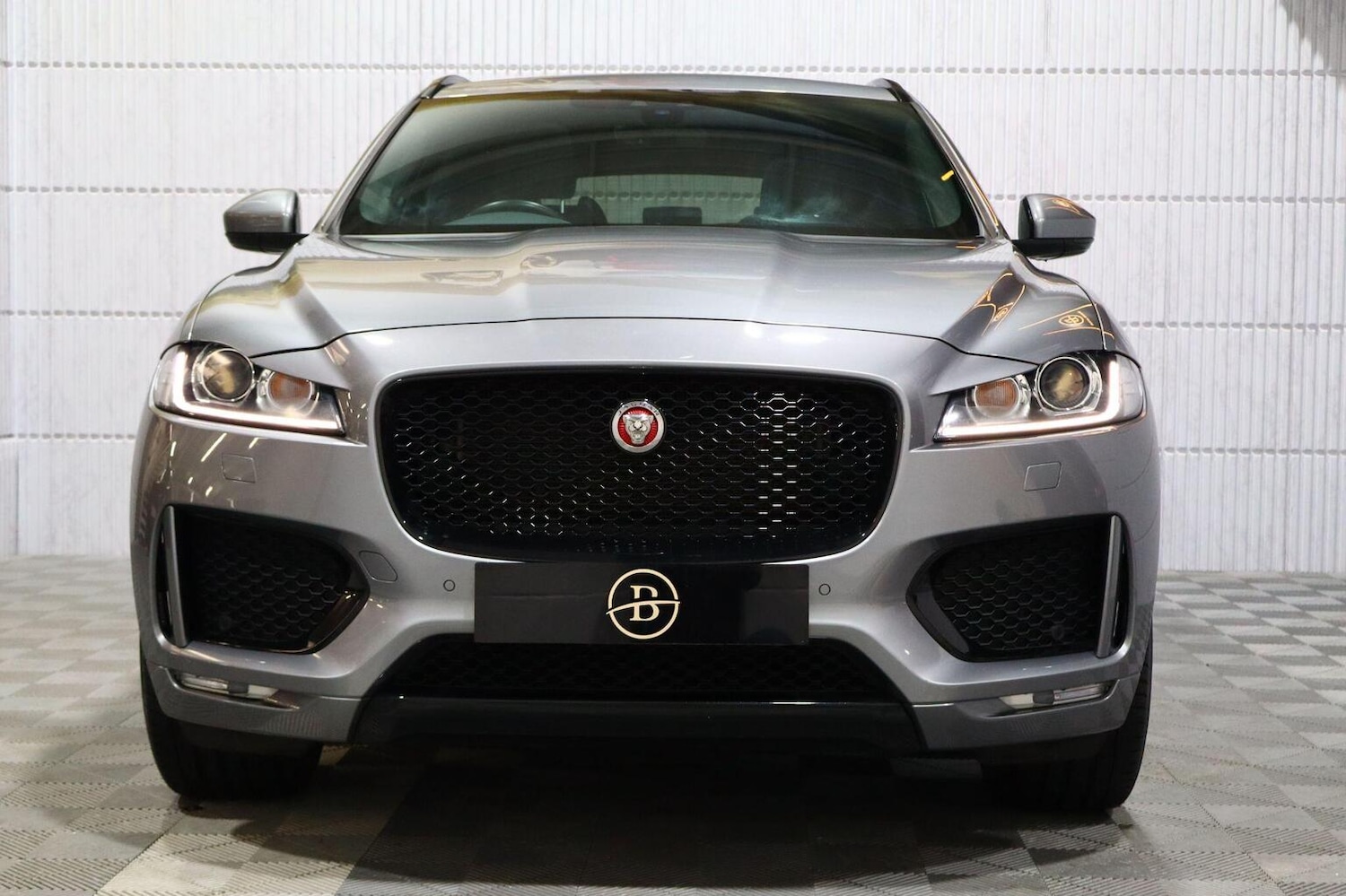 Used Jaguar F-Pace 2020 for sale - 77622469: Photo 6