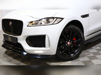 Used Jaguar F-Pace 2020 for sale - 78674145: Photo