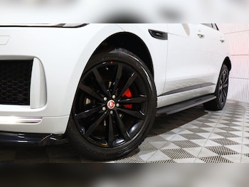 Used Jaguar F-Pace 2020 for sale - 78674145: Photo