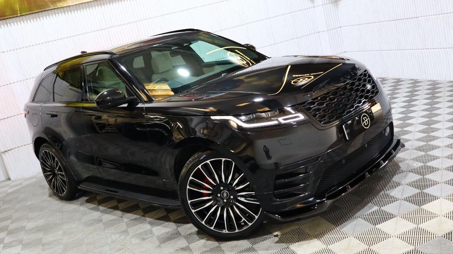 Used Land Rover Range Rover Velar 2021 for sale - 78135019: Photo 1