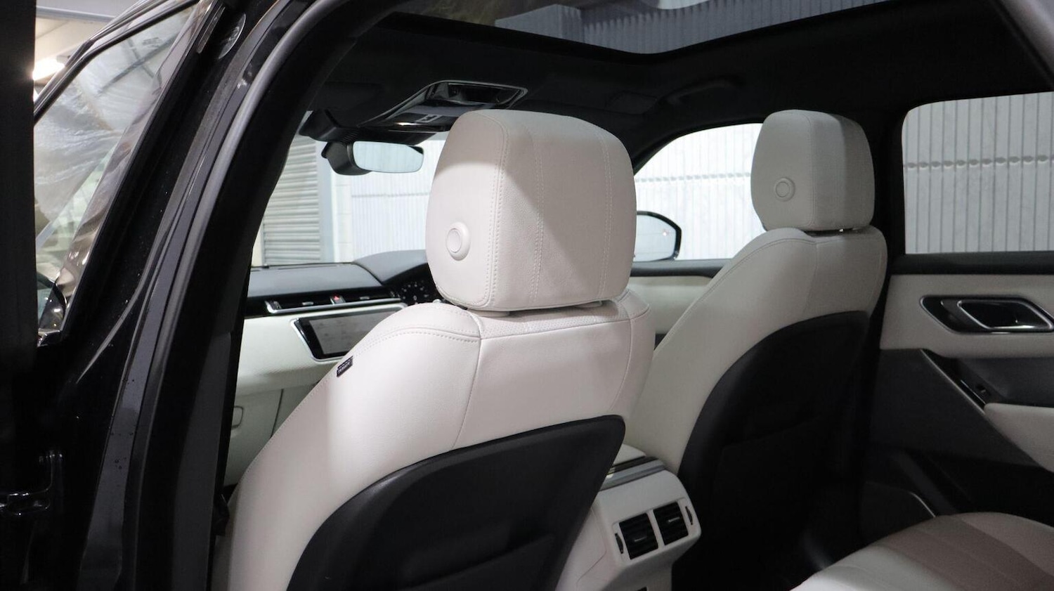 Used Land Rover Range Rover Velar 2021 for sale - 78135019: Photo 46