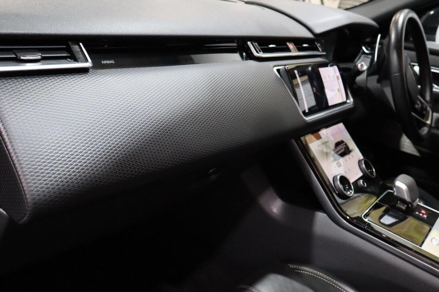 Used Land Rover Range Rover Velar 2021 for sale - 77189393: Photo 56