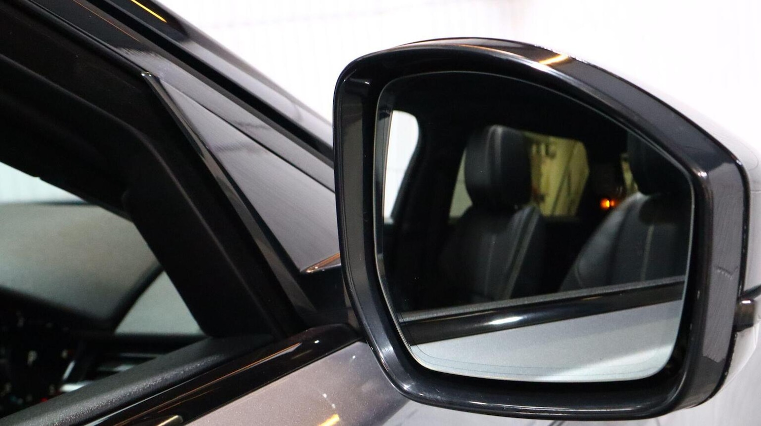 Used Land Rover Range Rover Velar 2021 for sale - 77189393: Photo 92