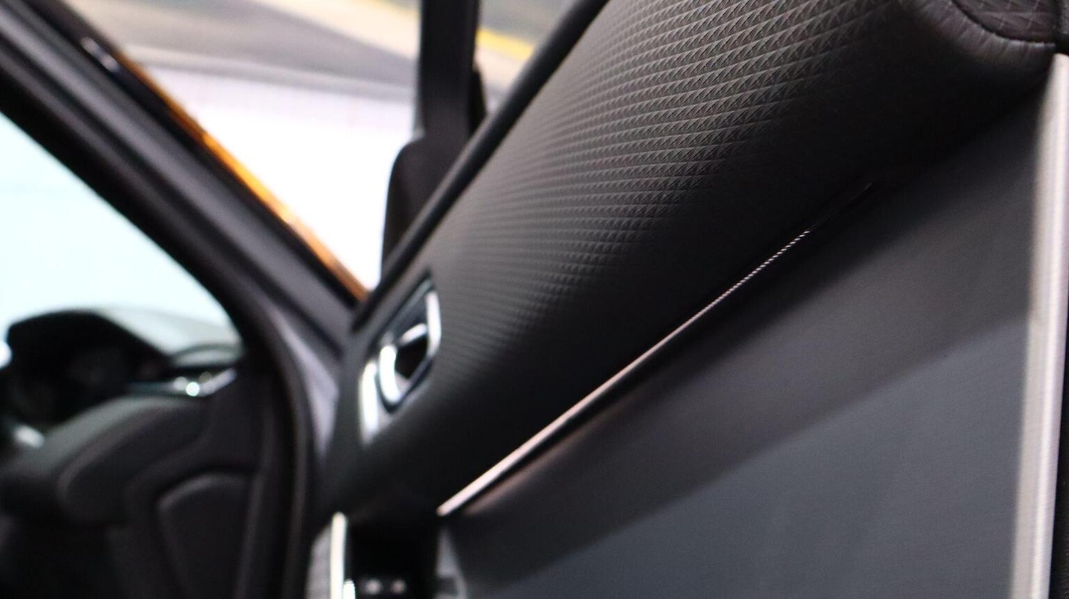 Used Land Rover Range Rover Velar 2021 for sale - 77189393: Photo 97