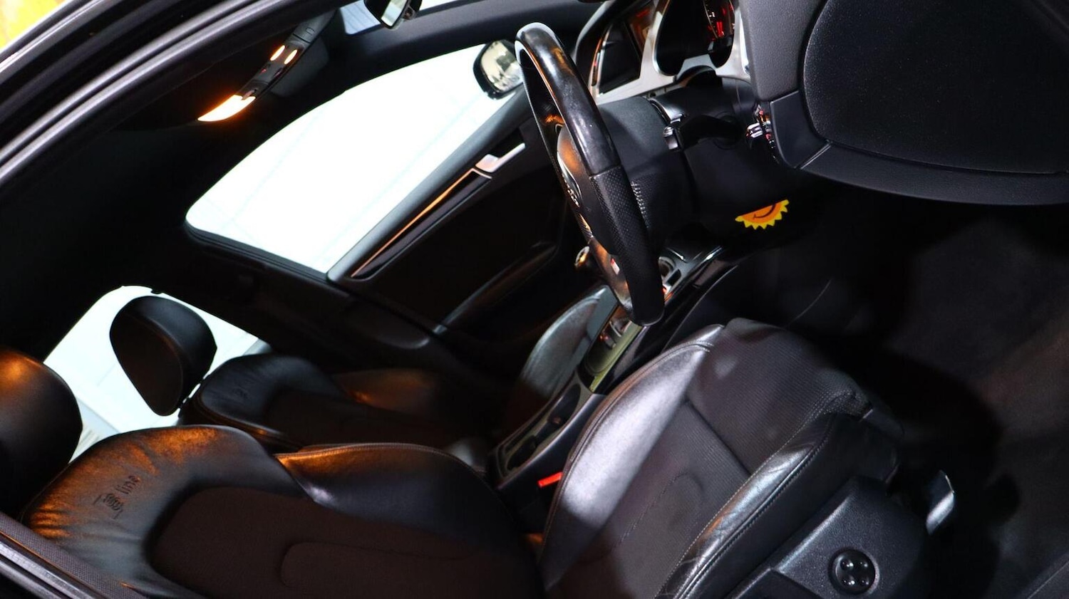 Used Audi A4 2012 for sale - 77478095: Photo 3