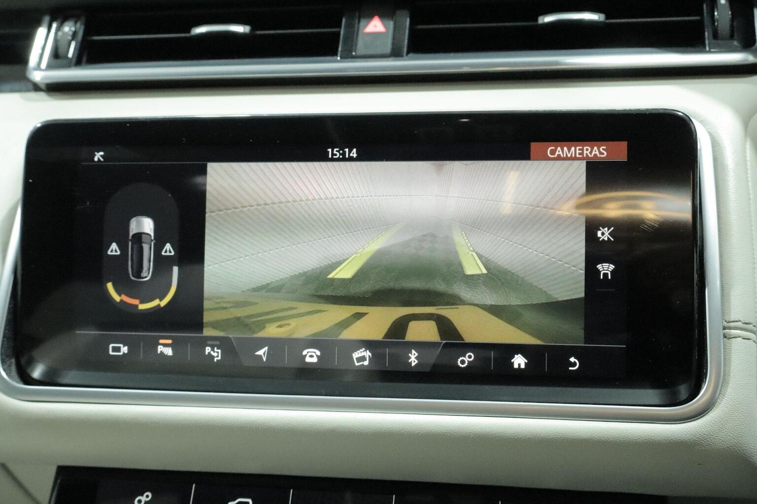 Used Land Rover Range Rover Velar 2019 for sale - 76666085: Photo 14