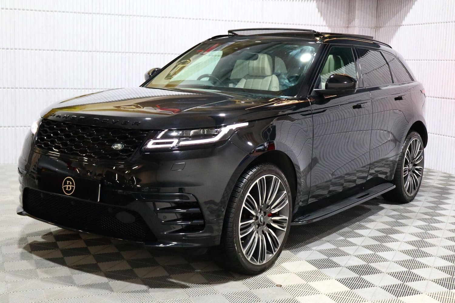 Used Land Rover Range Rover Velar 2019 for sale - 76666085: Photo 22