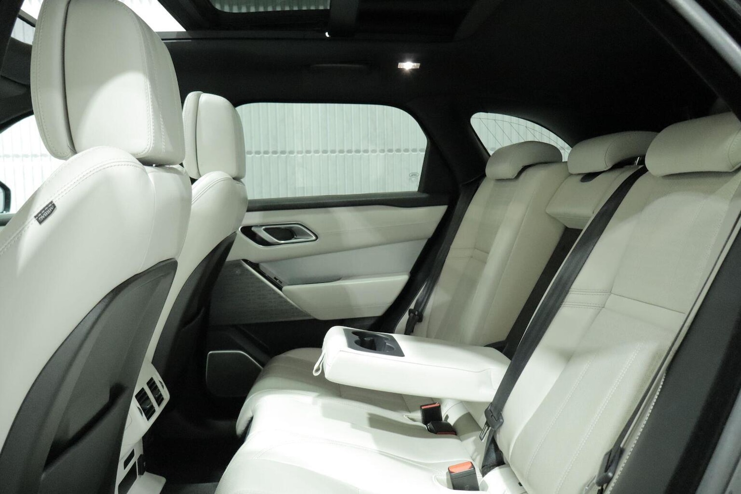 Used Land Rover Range Rover Velar 2019 for sale - 76666085: Photo 33