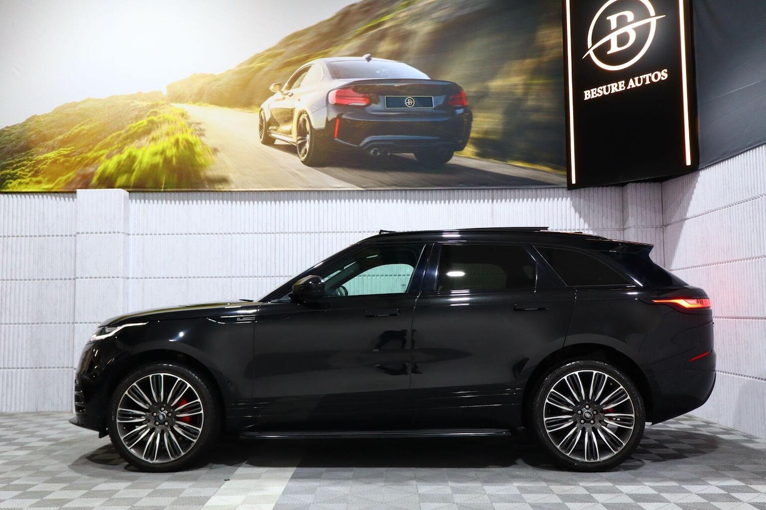 Used Land Rover Range Rover Velar 2019 for sale - 76666085: Photo 5