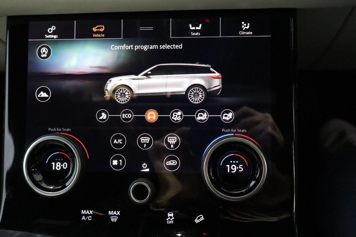 Used Land Rover Range Rover Velar 2019 for sale - 76666085: Photo 88