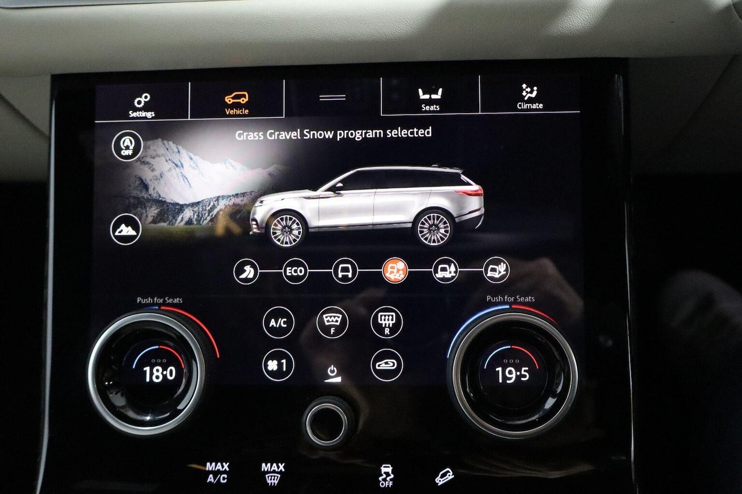 Used Land Rover Range Rover Velar 2019 for sale - 76666085: Photo 89