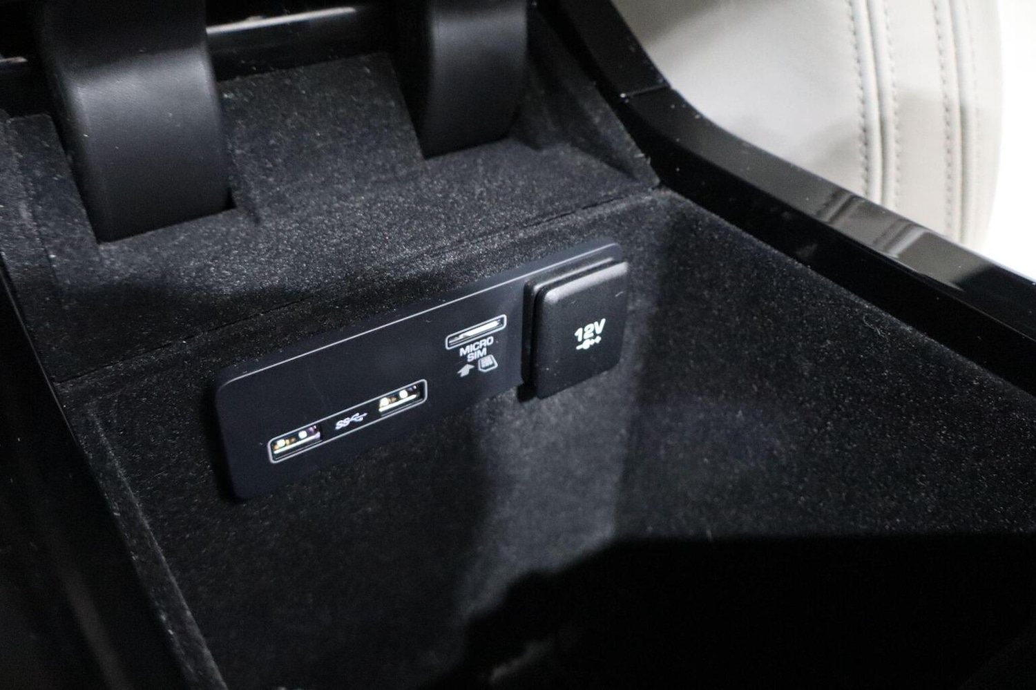 Used Land Rover Range Rover Velar 2019 for sale - 76666085: Photo 93