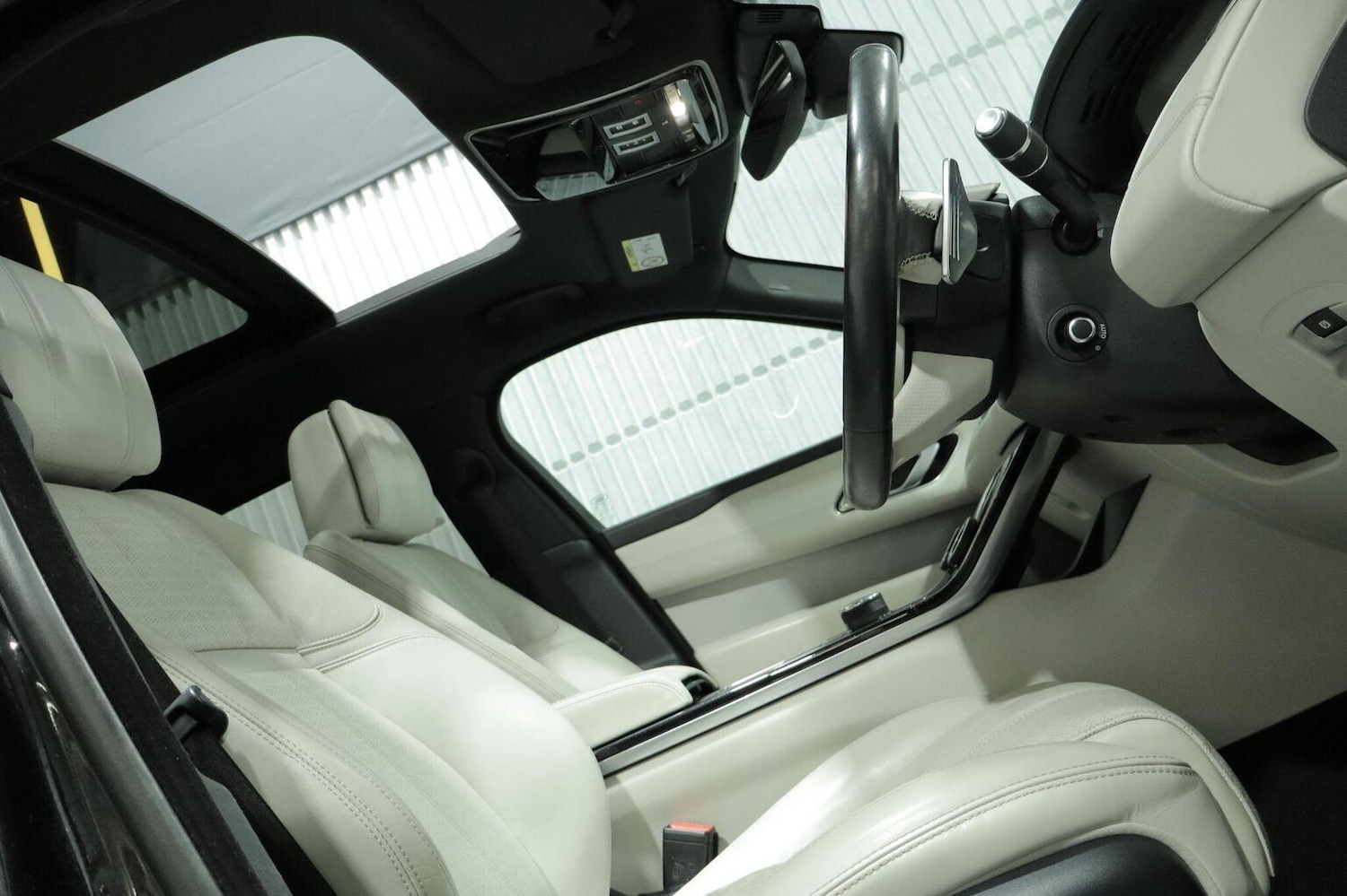 Used Land Rover Range Rover Velar 2019 for sale - 76666085: Photo 96