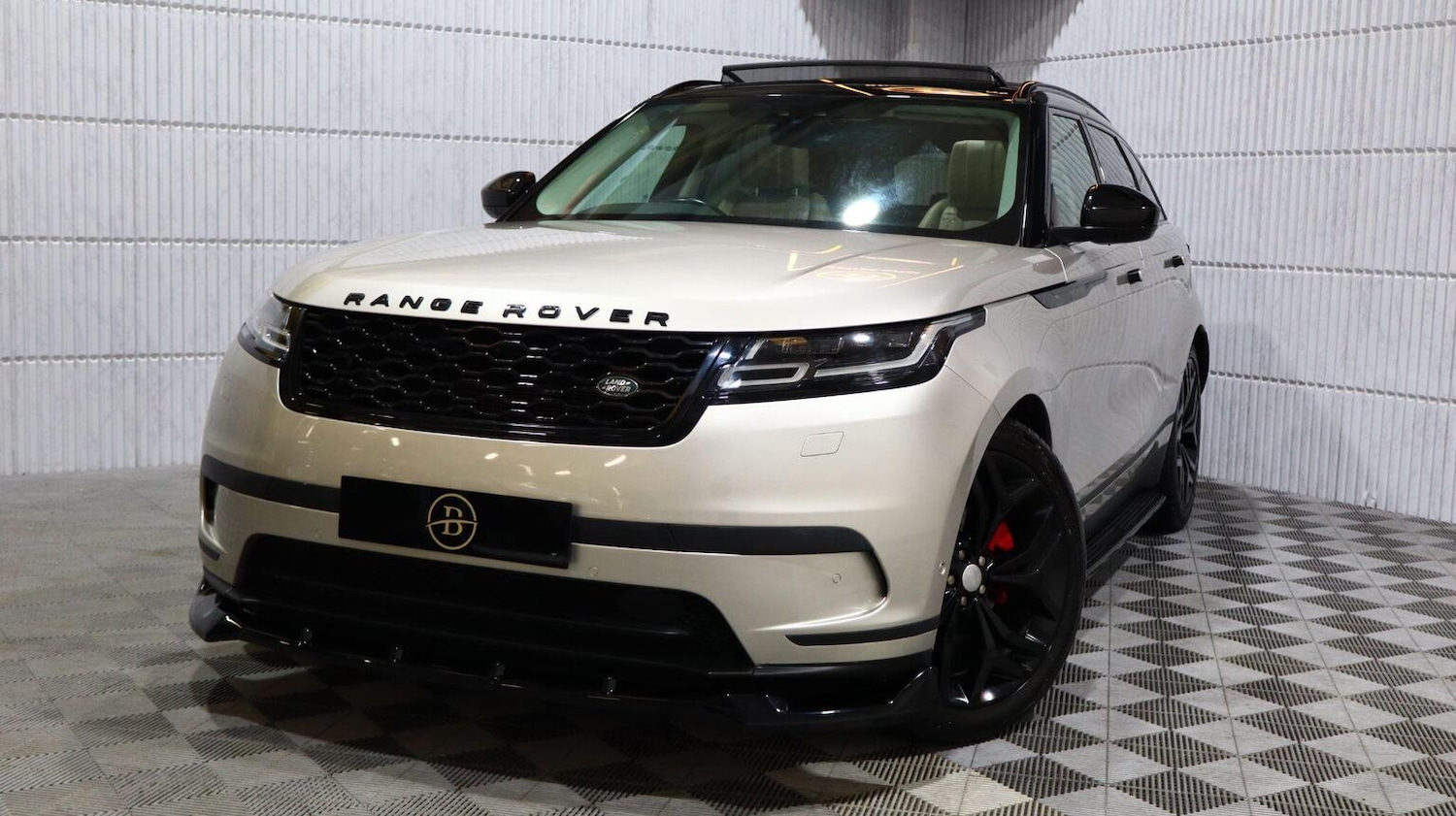 Used Land Rover Range Rover Velar 2019 for sale - 78112172: Photo 32