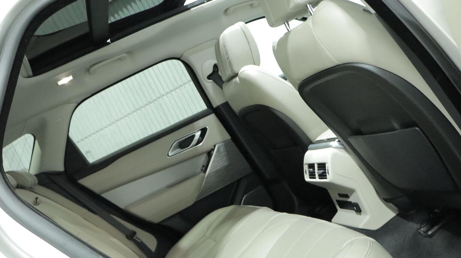 Used Land Rover Range Rover Velar 2019 for sale - 78112172: Photo 35