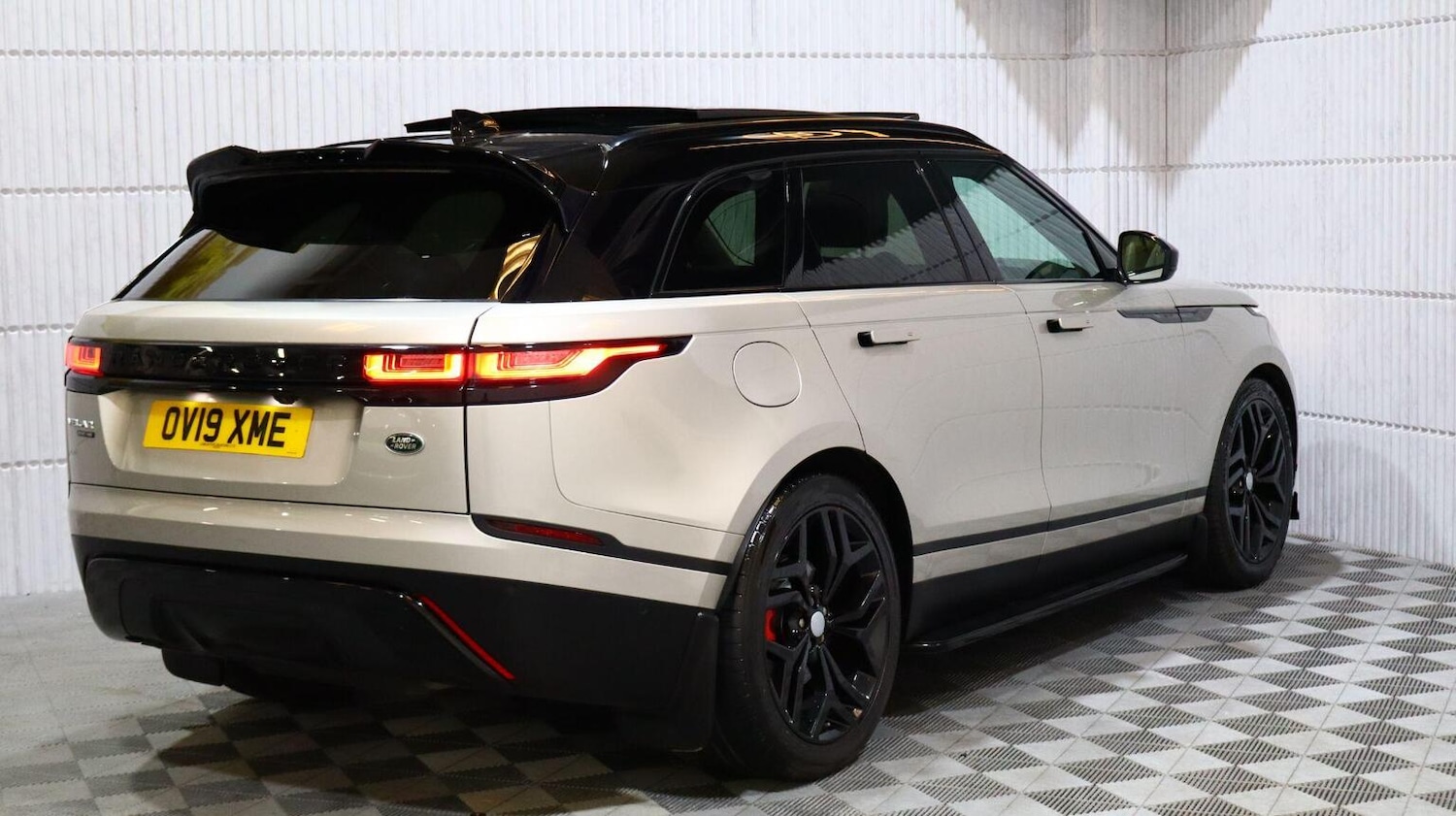 Used Land Rover Range Rover Velar 2019 for sale - 78112172: Photo 55