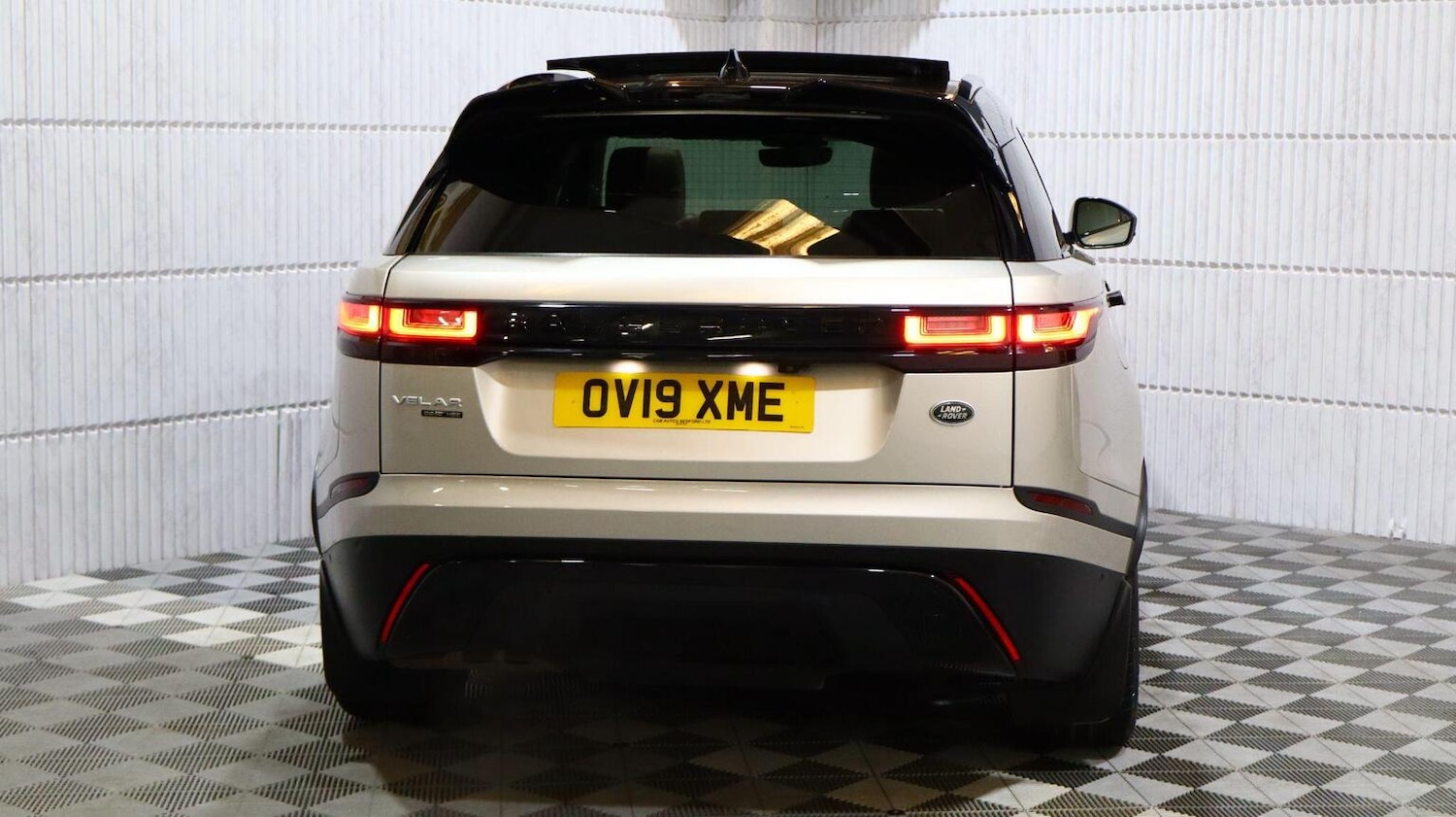 Used Land Rover Range Rover Velar 2019 for sale - 78112172: Photo 56