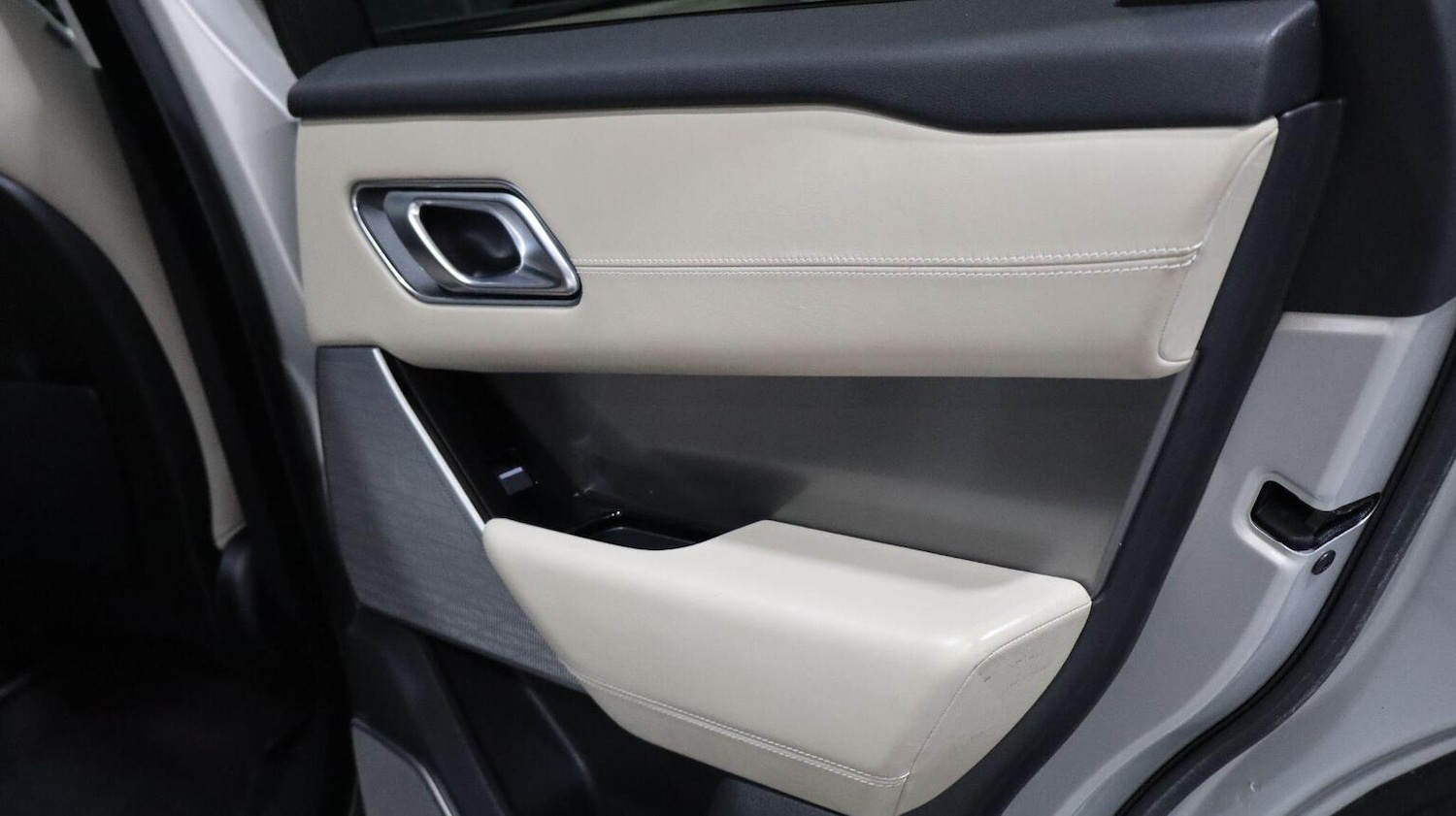 Used Land Rover Range Rover Velar 2019 for sale - 78112172: Photo 61