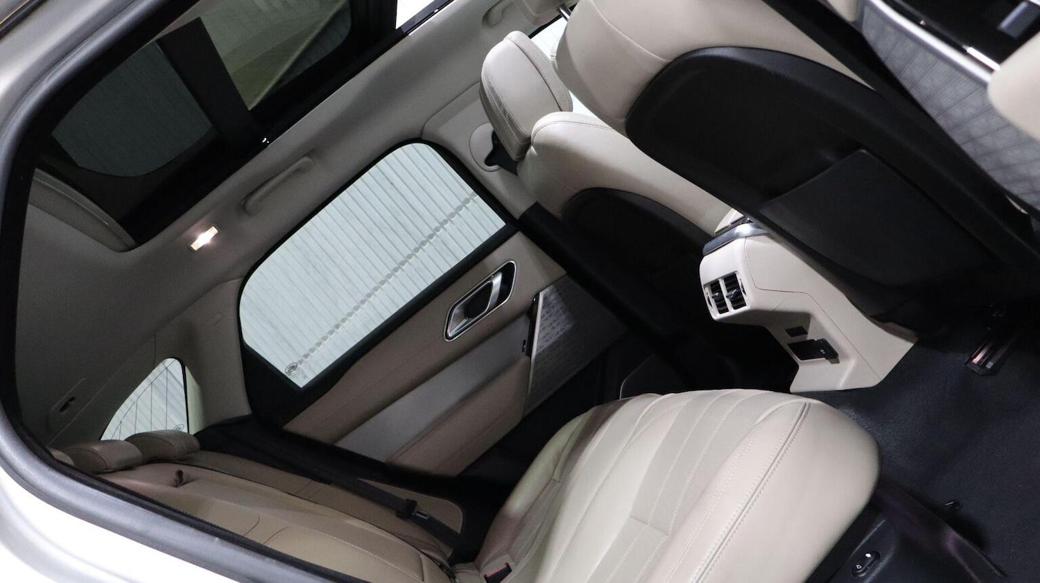 Used Land Rover Range Rover Velar 2019 for sale - 78112172: Photo 62