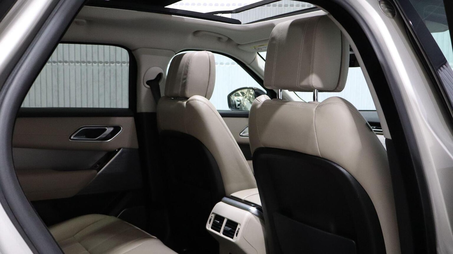 Used Land Rover Range Rover Velar 2019 for sale - 78112172: Photo 63