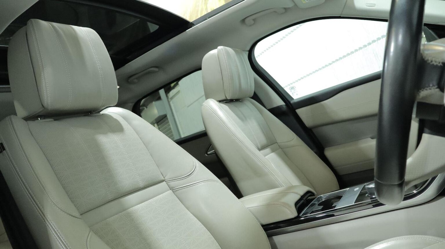 Used Land Rover Range Rover Velar 2019 for sale - 78112172: Photo 69