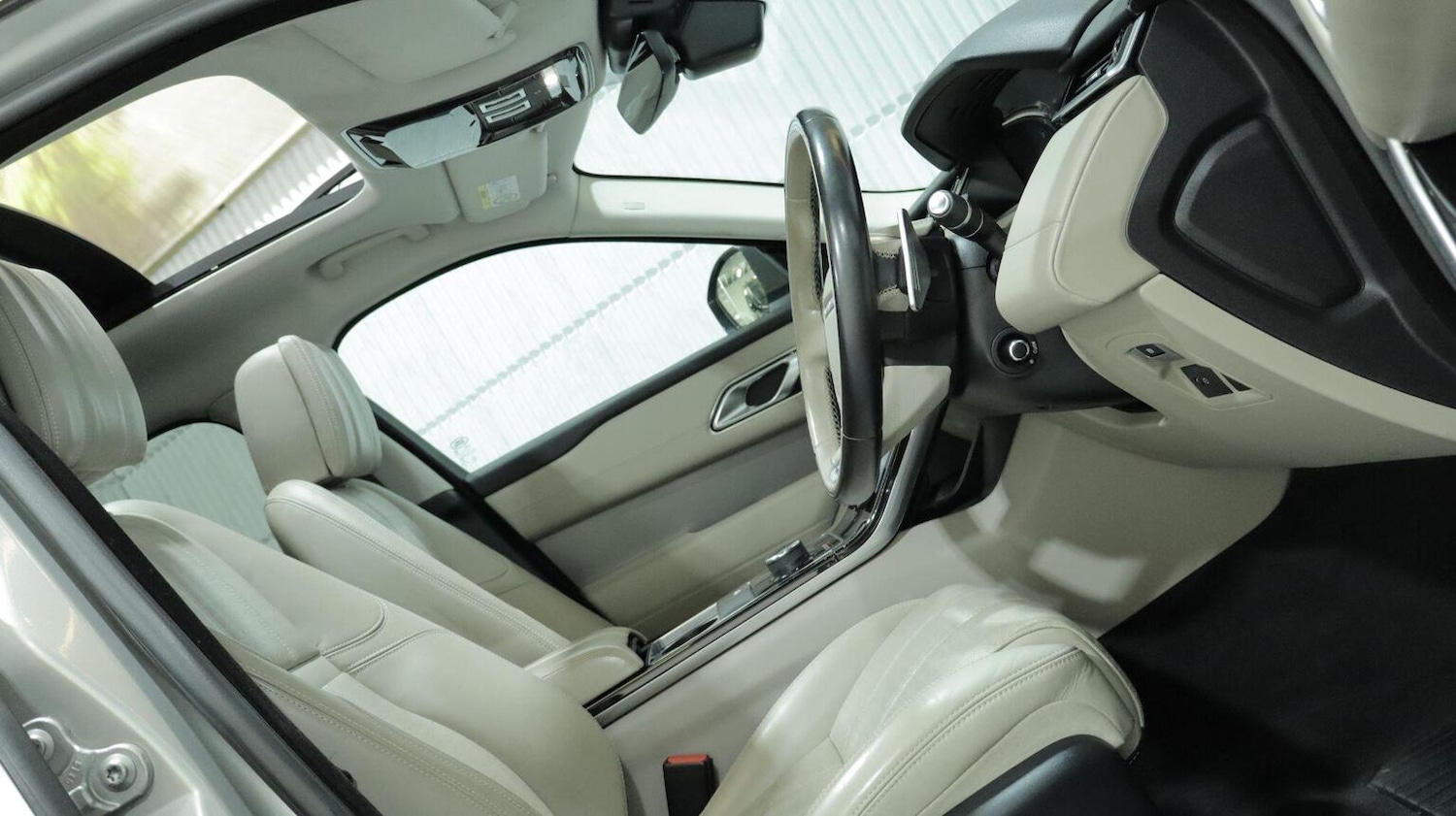 Used Land Rover Range Rover Velar 2019 for sale - 78112172: Photo 9